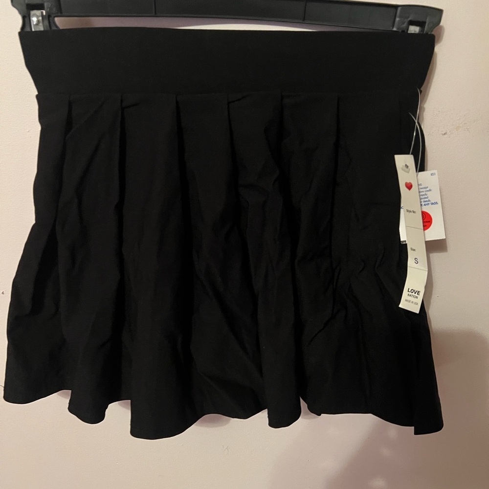 Love Nation Black Bubble Mini Skirt Pleated Casual